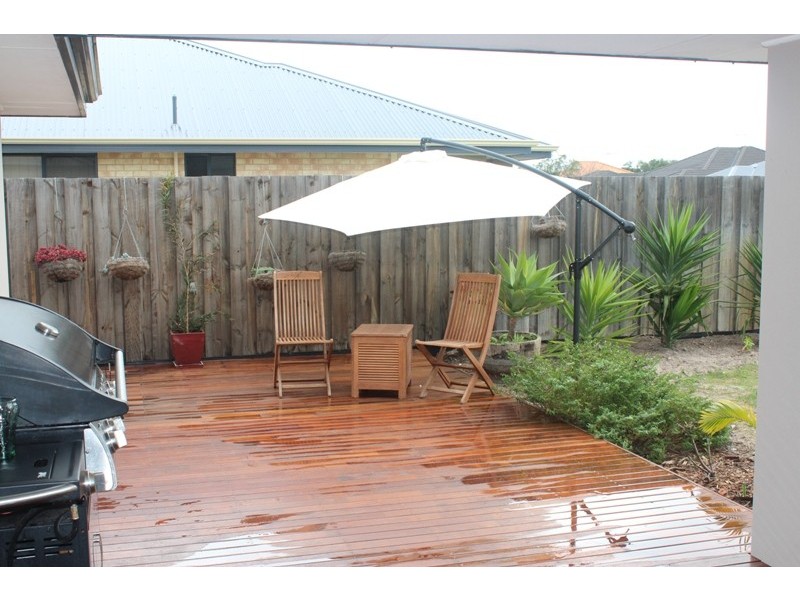22 Lyrebird Road, Busselton WA 6280