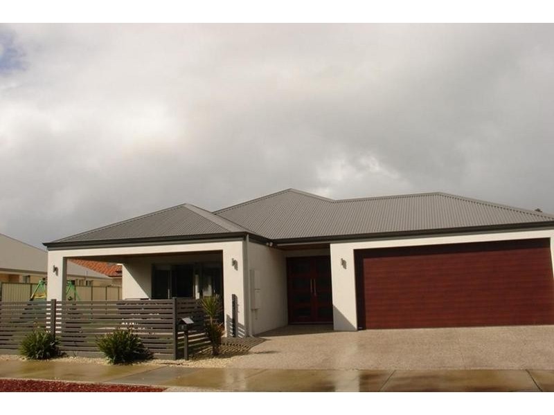 5 Logan Street, Yalyalup WA 6280