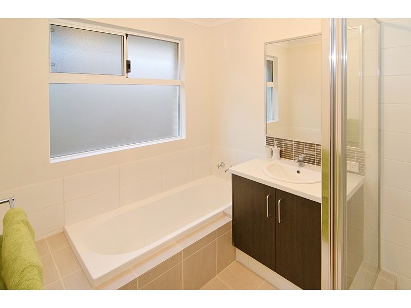 18 Clematis Way, Busselton WA 6280