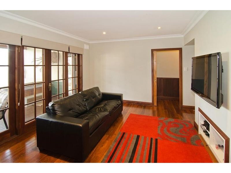 24 Harris Road, Busselton WA 6280