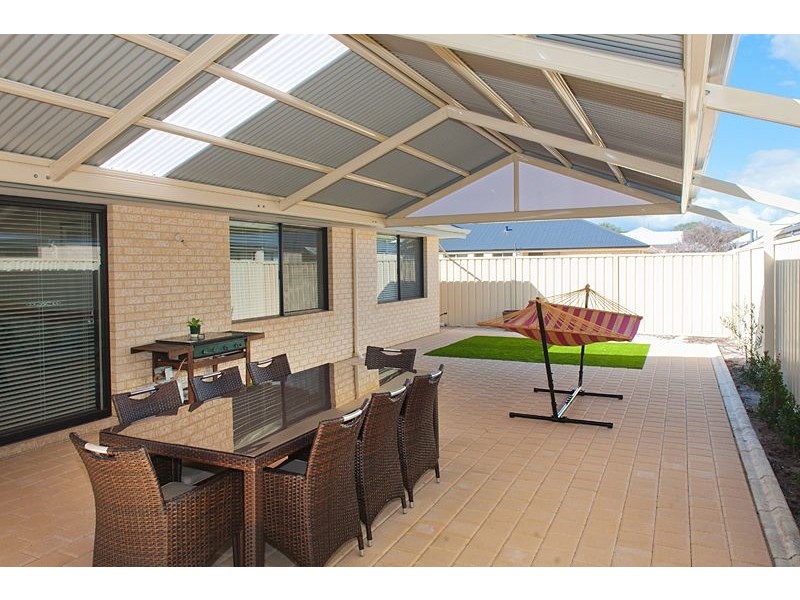 130 Hadfield Avenue, Broadwater WA 6280
