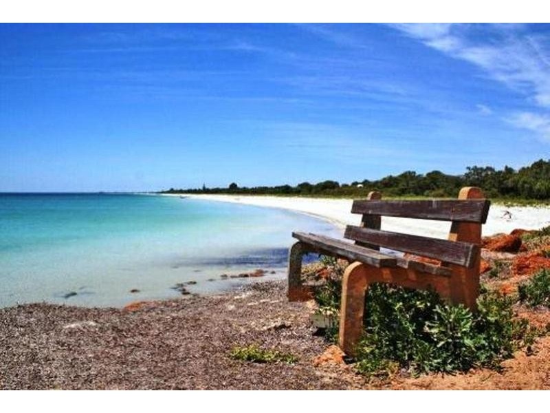 28 Averil Street, Abbey WA 6280