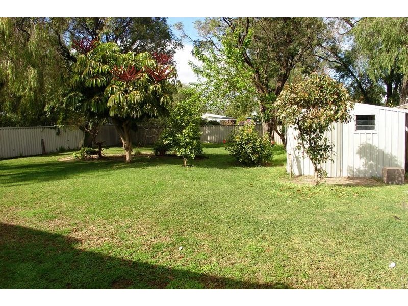 28 Averil Street, Abbey WA 6280