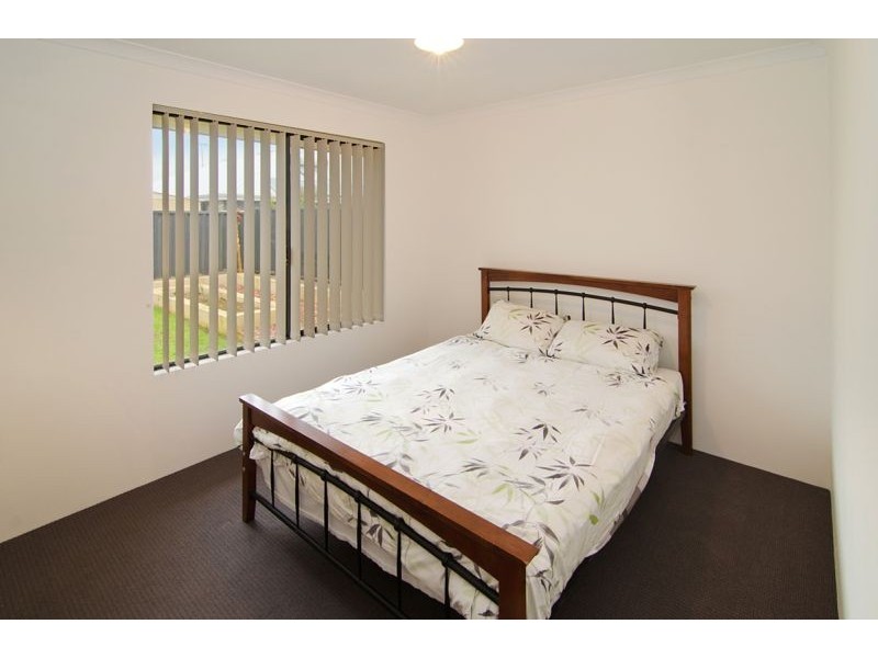 26 Currawong Drive, Broadwater WA 6280