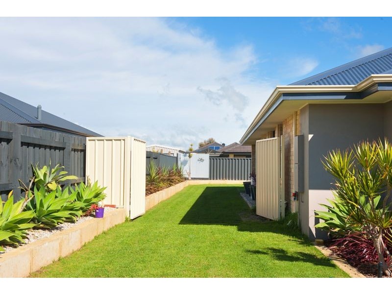 26 Currawong Drive, Broadwater WA 6280