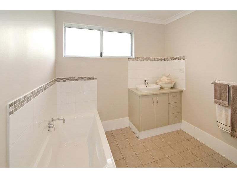 25 Lakeview Boulevard, Vasse WA 6280