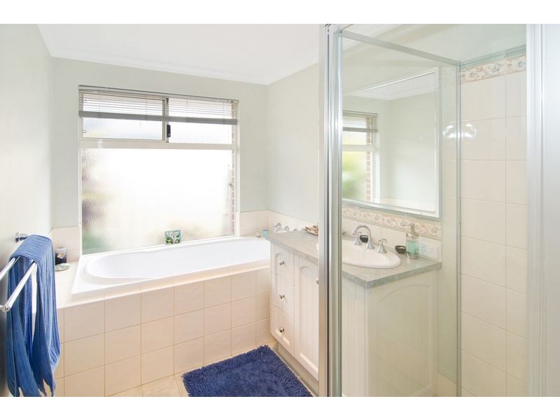 4 Edith Agnes Circle, West Busselton WA 6280