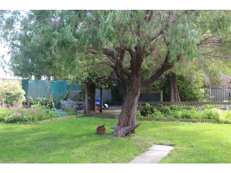 21 Lockimiar Place, Busselton WA 6280