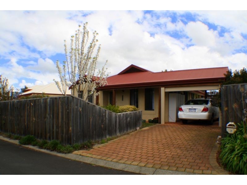 7 Ficus Lane, Margaret River WA 6285