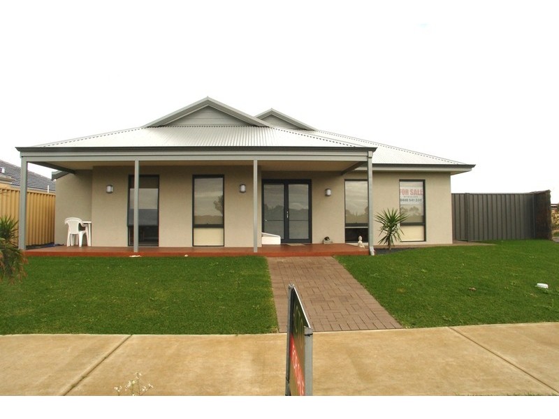 18 Gigondas Street, Yalyalup WA 6280