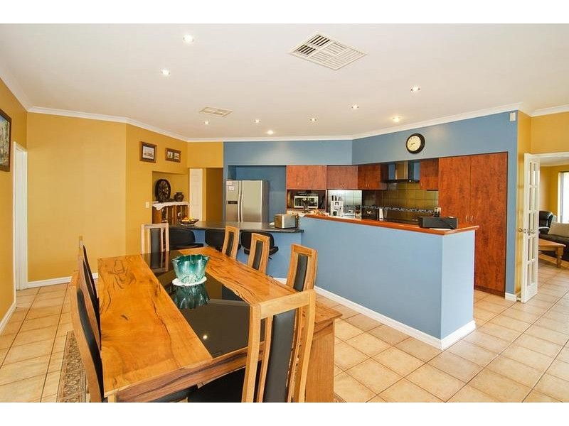 63 Country Road, Bovell WA 6280