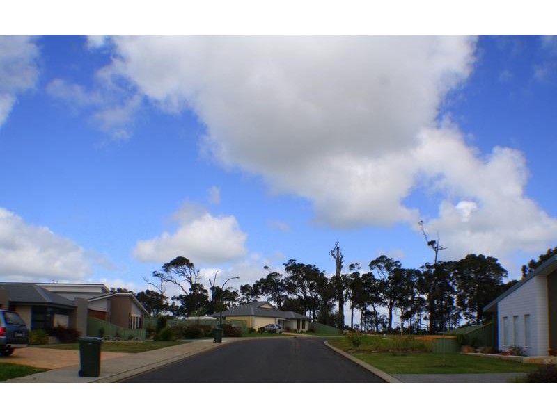 12 Sandalwood Drive, Margaret River WA 6285