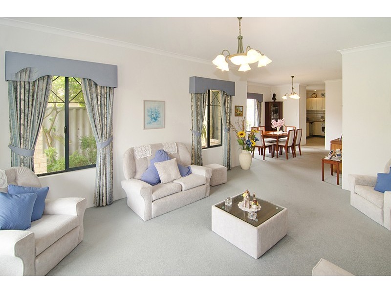 24 Pebble Drive, Geographe WA 6280