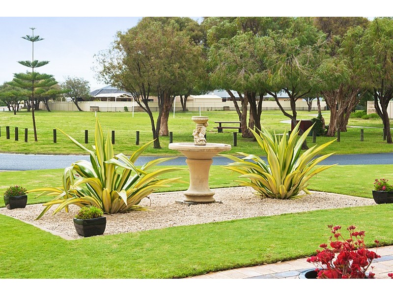 24 Pebble Drive, Geographe WA 6280