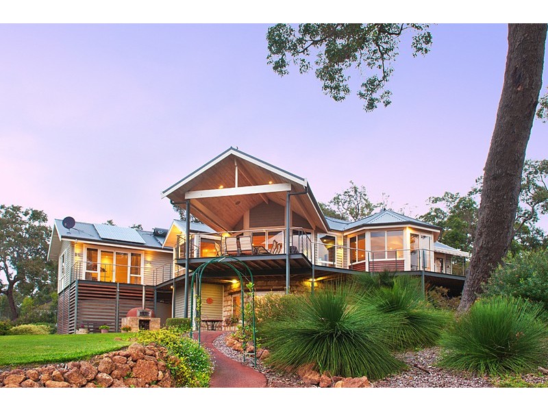 156 Vintners Drive, Quindalup WA 6281