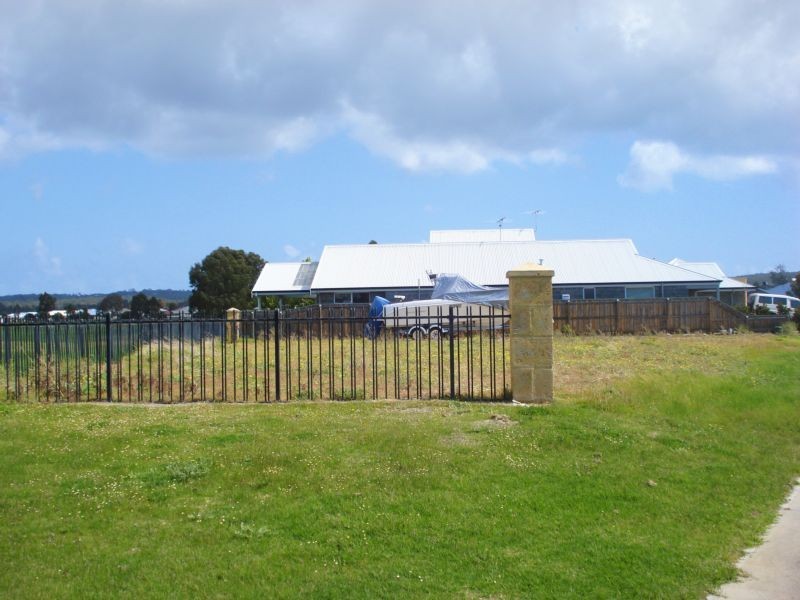 Lot 924 St Michaels Parkway, Dunsborough WA 6281