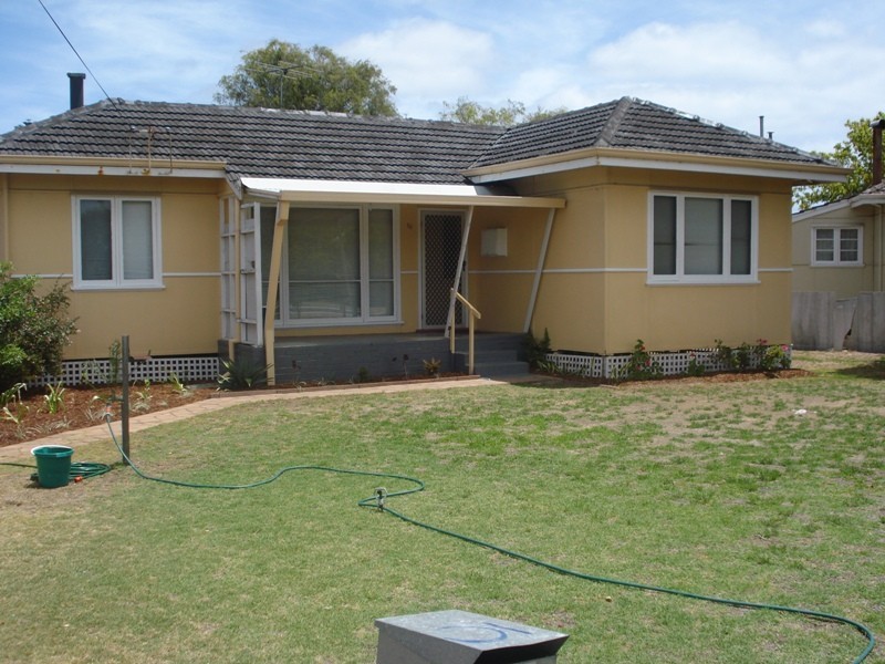 10 Carter Street, Busselton WA 6280