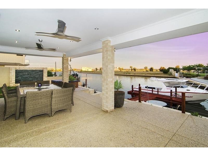 2 Burgee Cove, Geographe WA 6280