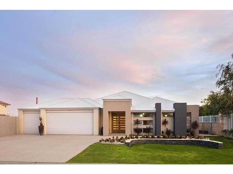 2 Burgee Cove, Geographe WA 6280