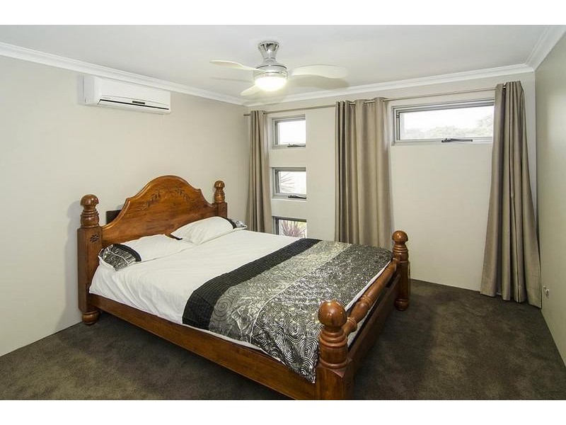 2 Burgee Cove, Geographe WA 6280