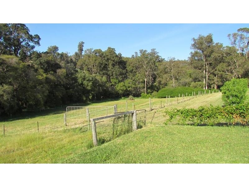 67 Shenton Road, Boyanup WA 6237