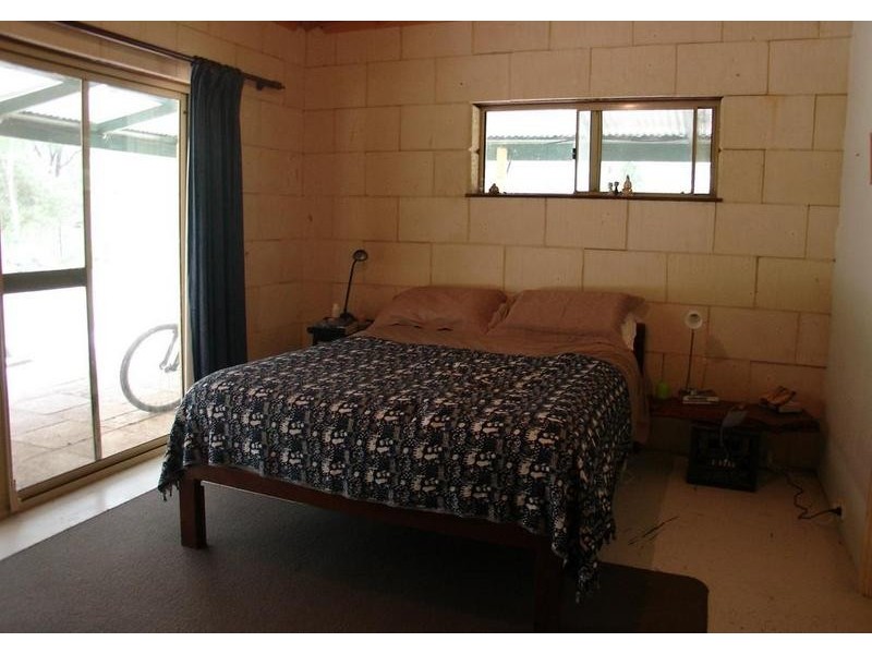 537 Caves Road, Marybrook WA 6280