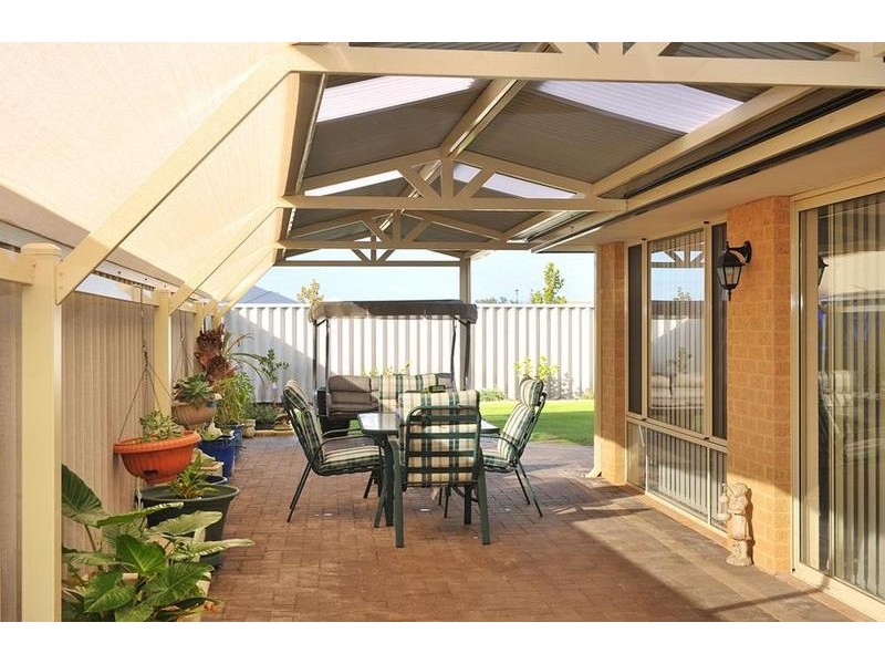 9 Mistral Bend, Yalyalup WA 6280