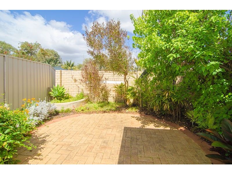 5/7 Orchid Court, Geographe WA 6280