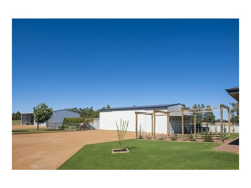 161 Evans Road, Chapman Hill WA 6280