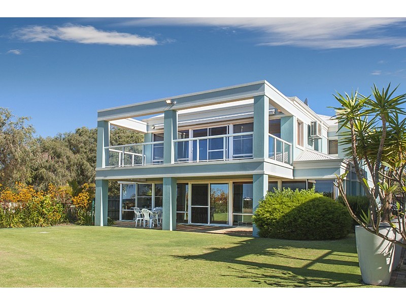 2/9 Birl Elbow, Marybrook WA 6280