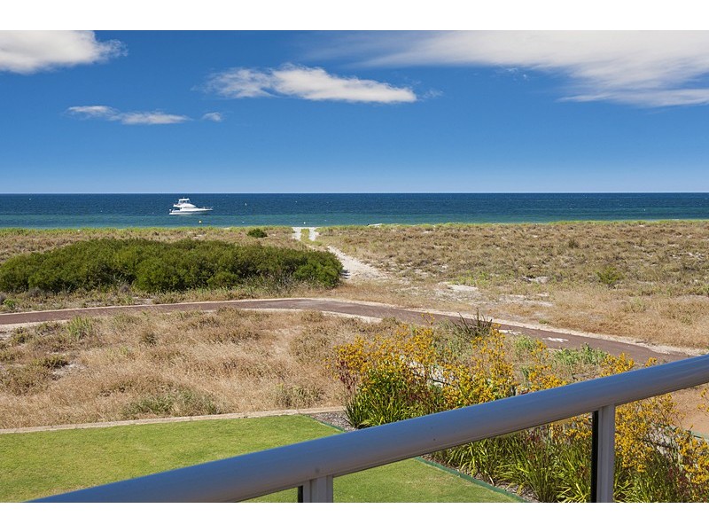 2/9 Birl Elbow, Marybrook WA 6280