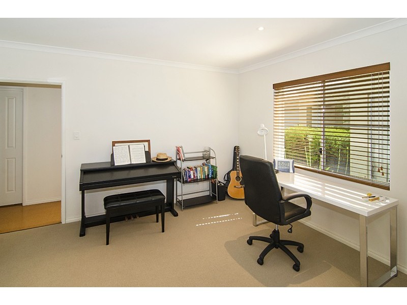 2/9 Birl Elbow, Marybrook WA 6280