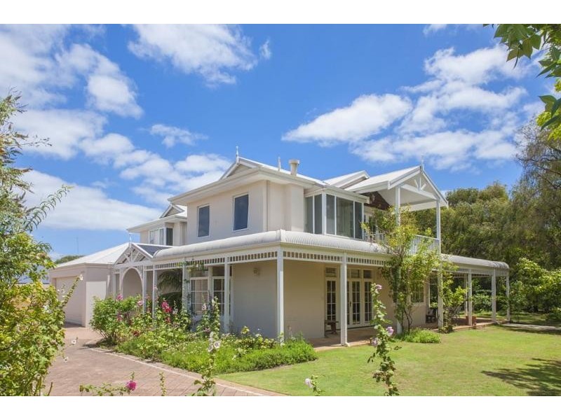 28 Sandpiper Cove, Broadwater WA 6280