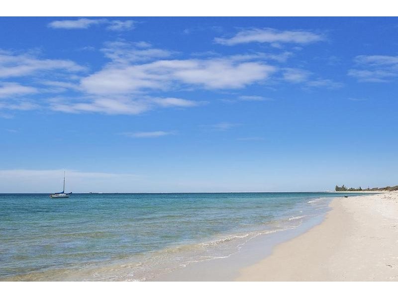 25 Margaret Street, West Busselton WA 6280