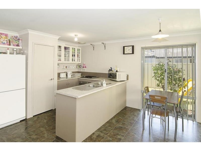 5/8 Curno Place, West Busselton WA 6280