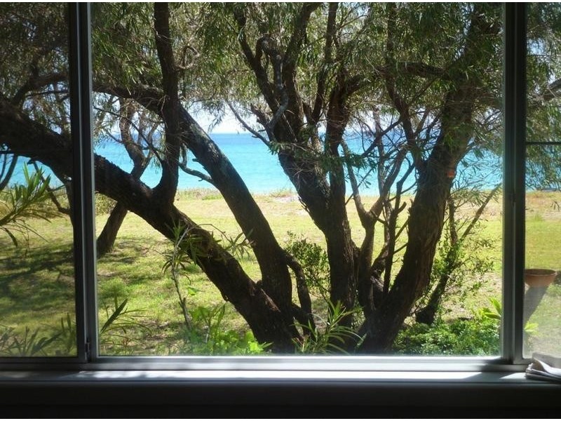 396 Caves Road, Siesta Park WA 6280