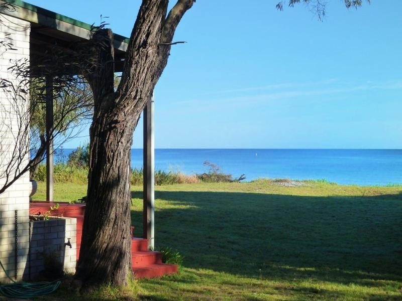 396 Caves Road, Siesta Park WA 6280