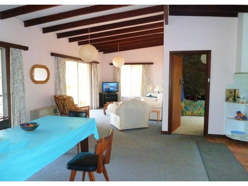 396 Caves Road, Siesta Park WA 6280