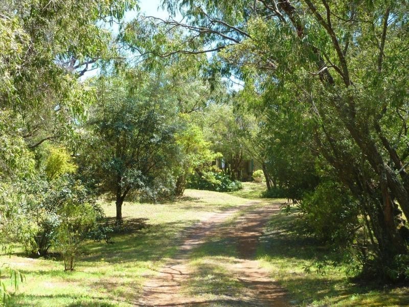 396 Caves Road, Siesta Park WA 6280