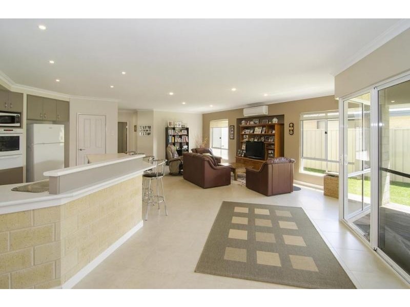 29 Haifordshire Loop, West Busselton WA 6280