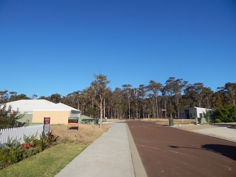 6 Tamarix Crescent, Margaret River WA 6285