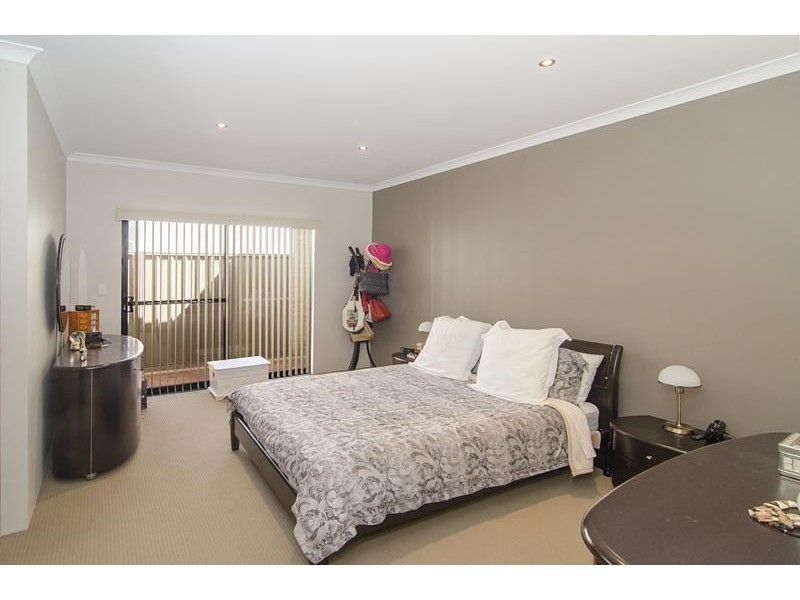 20 Mainsail Street, Geographe WA 6280