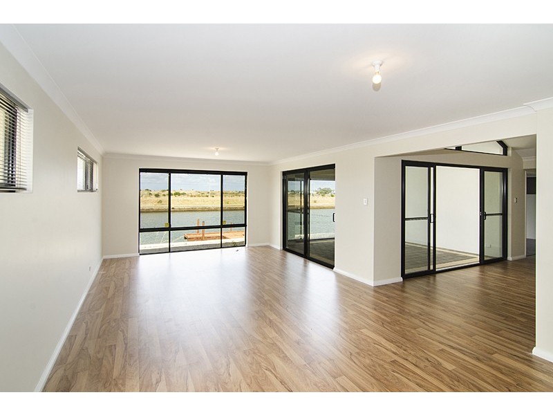 7 Windward Green, Geographe WA 6280