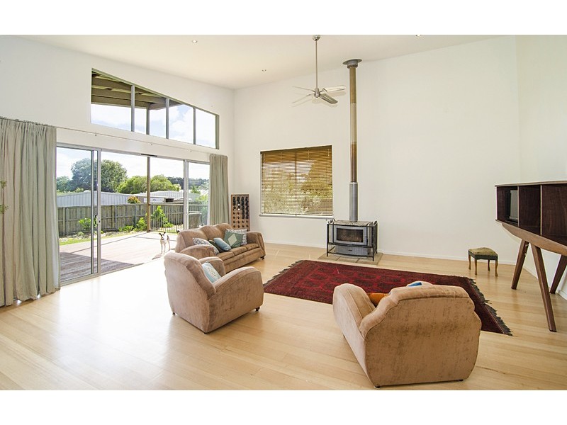 3 Waverley Road, Cowaramup WA 6284