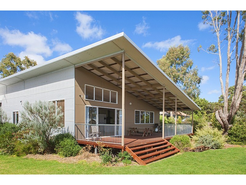 3 Waverley Road, Cowaramup WA 6284