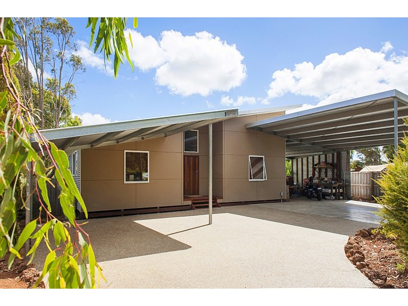 3 Waverley Road, Cowaramup WA 6284