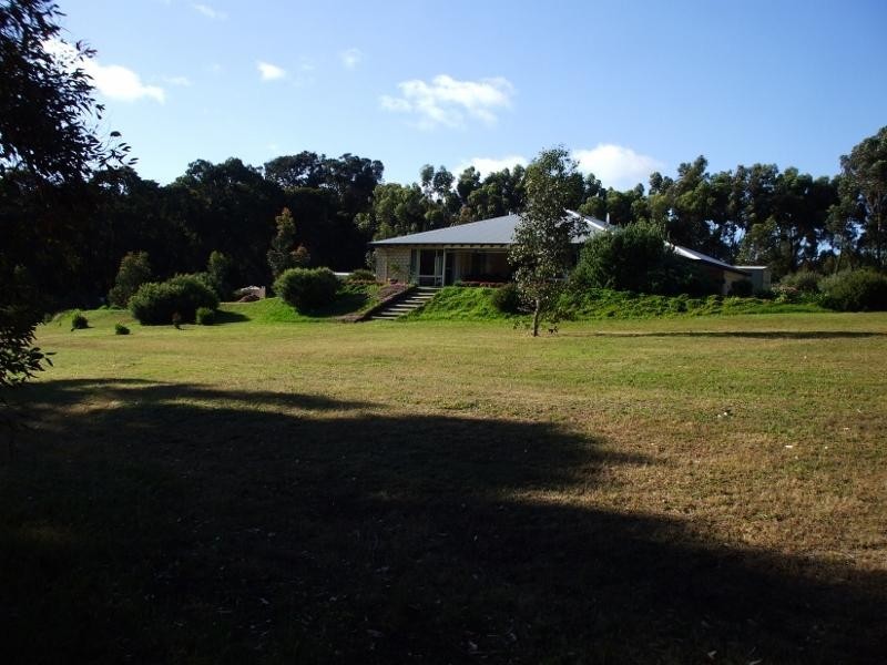 145 Butterly Road, Yallingup WA 6282