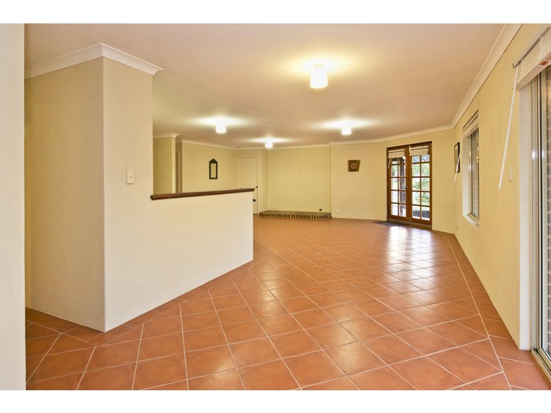 16 Amberley Loop, Dunsborough WA 6281