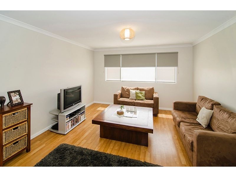 17 Augusta Parade, Dunsborough WA 6281