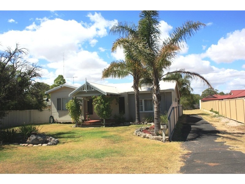 94 Reynolds Street, West Busselton WA 6280
